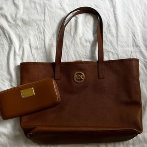 Michael Kors (Authentic) Brown Tan Cognac Tote Purse and Wallet